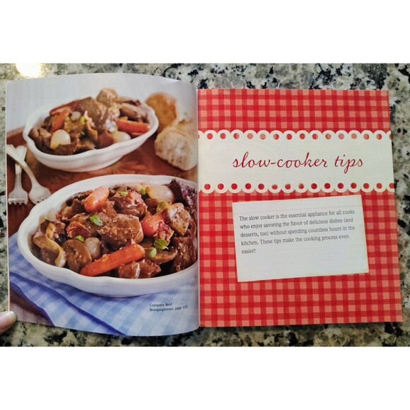 Gooseberry Patch Everyday Slow Cooker Cookbook 260 Recipes Comfort Food Softcove - Picture 8 of 12